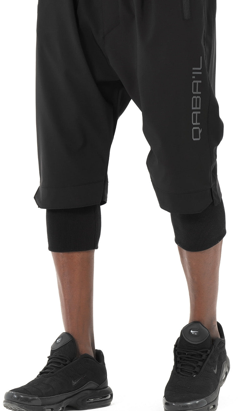 QL Pantalon Cross Over in Black - QABA'IL,