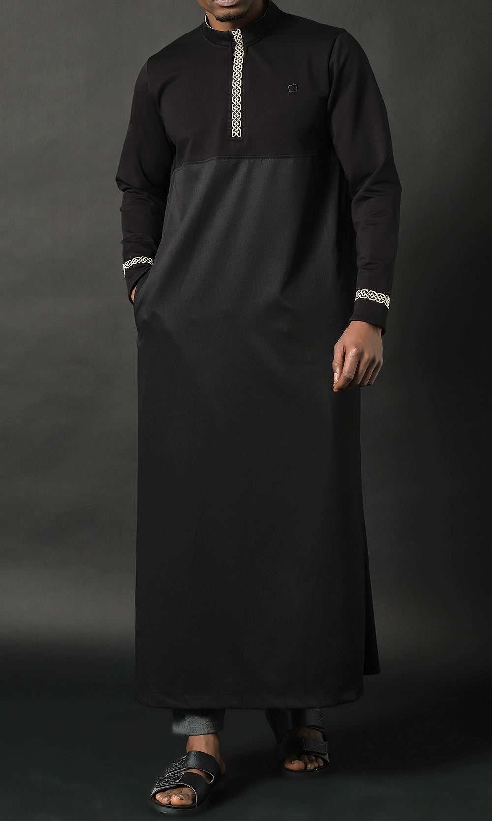QL Qamis Prestige II in Black