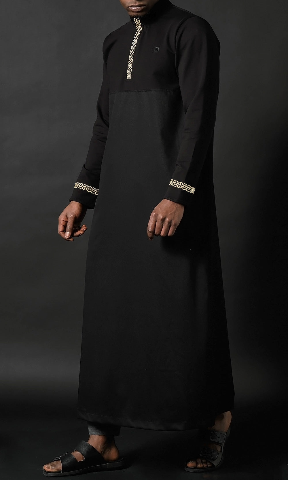 QL Qamis Prestige II in Black