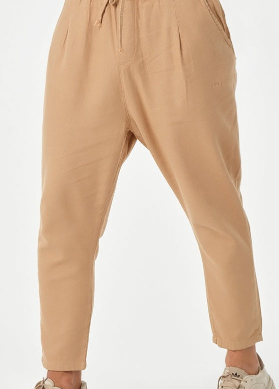  QL Relaxed Chinos Urban Classik in Camel - QABA'IL,