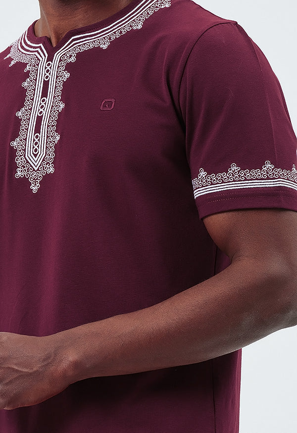  QL ETNIZ Set Relaxed Shorts and Embroidered Top in Burgundy and White - QABA'IL,