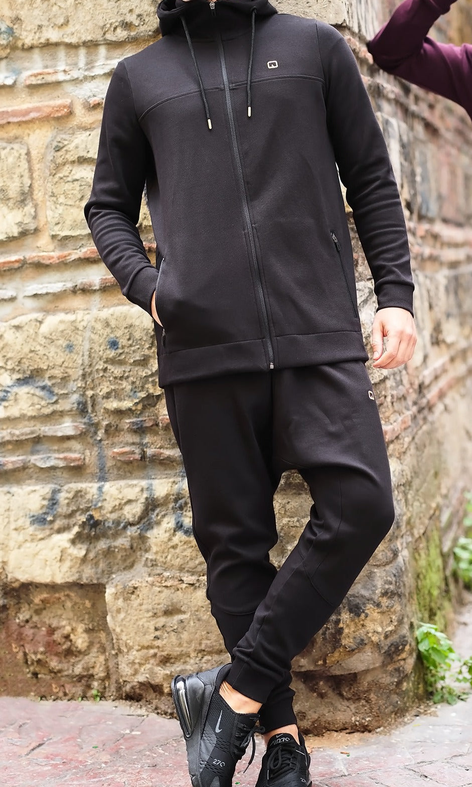 QL Relaxed Tracksuit PREMIERE in Black and Gold - QABA'IL,