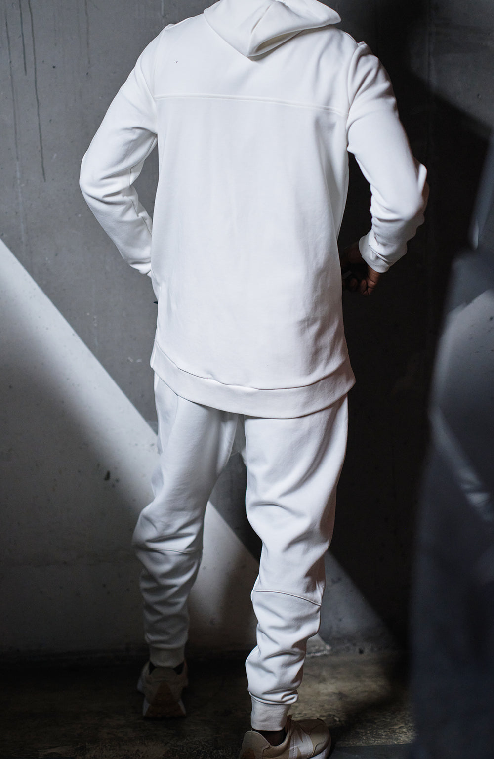  QL Relaxed Tracksuit PREMIERE in Cream and Gold - QABA'IL,