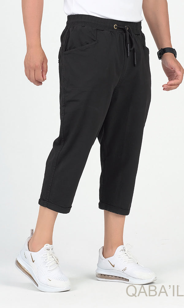 QL-Shorts mit Stretch-Anteil in Mandelgrün