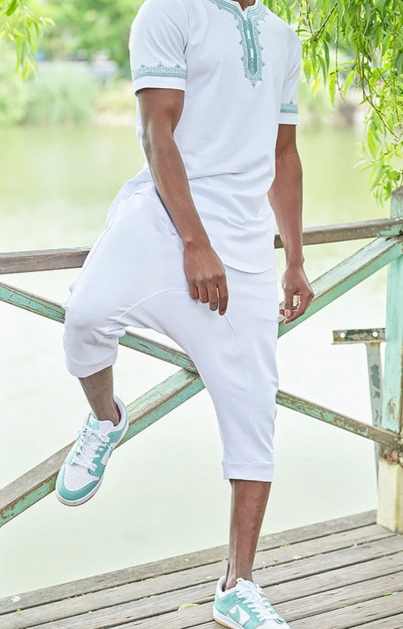  QL ETNIZ Set Relaxed Shorts and Embroidered Top in White and Almond Green - QABA'IL,