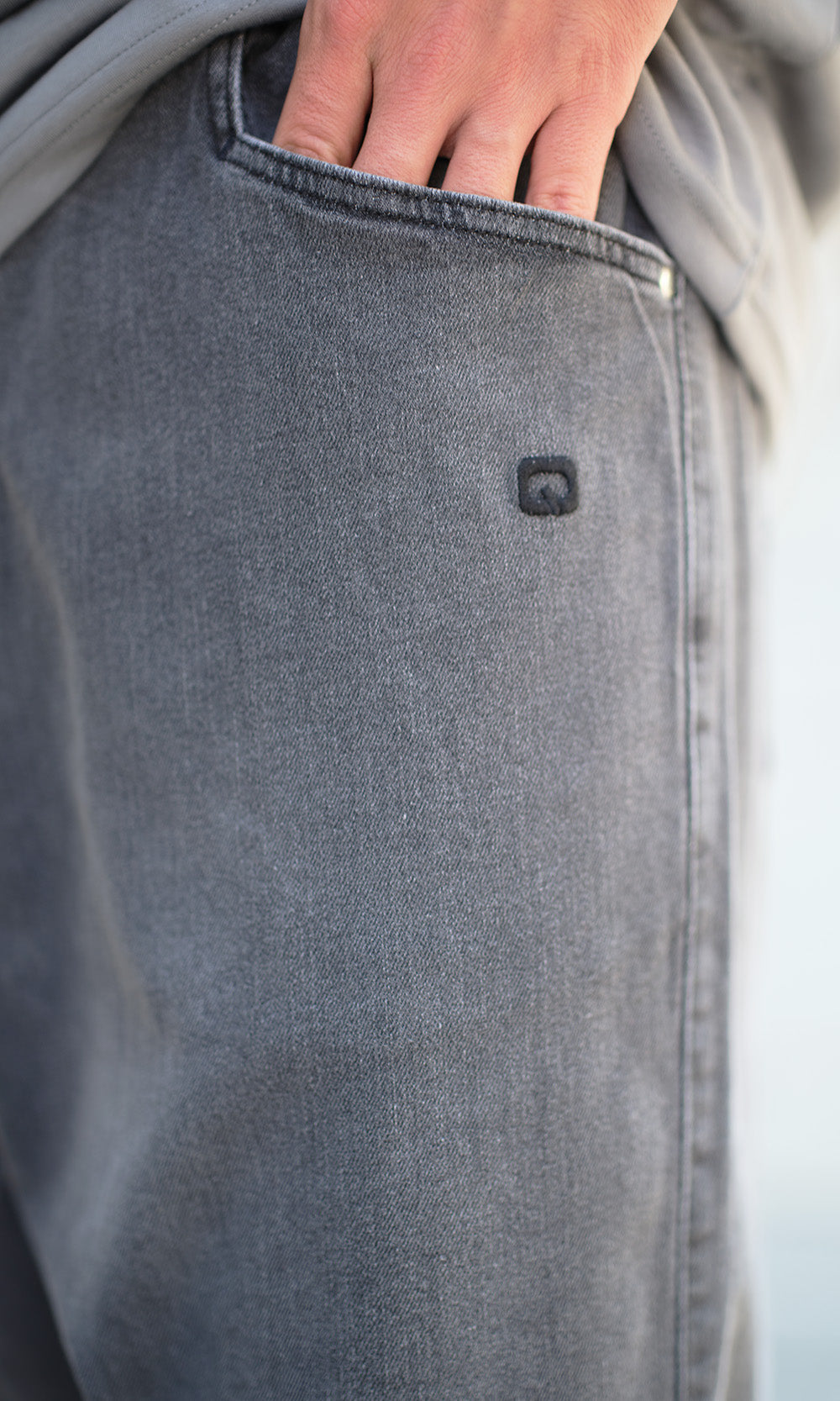  QL Cropped Denim Trousers S25 Light Grey - MOOMENN,