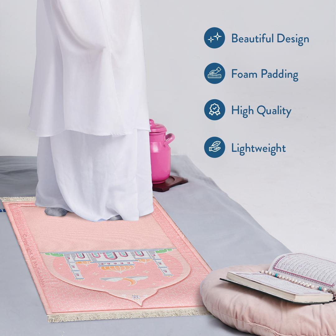 Tapis de prière rembourré pour enfants avec motif rose poudré | Urban Rugs UK | Un magnifique cadeau de Ramadan et d’Aïd pour vos proches
