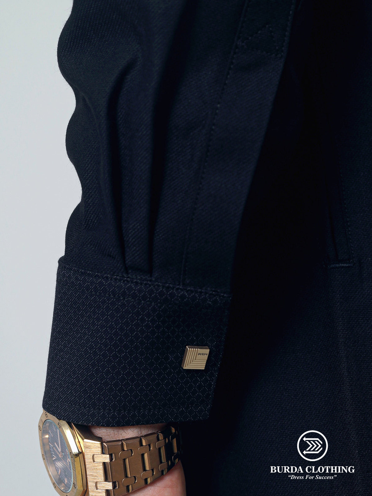Adult Thobe 303 Black