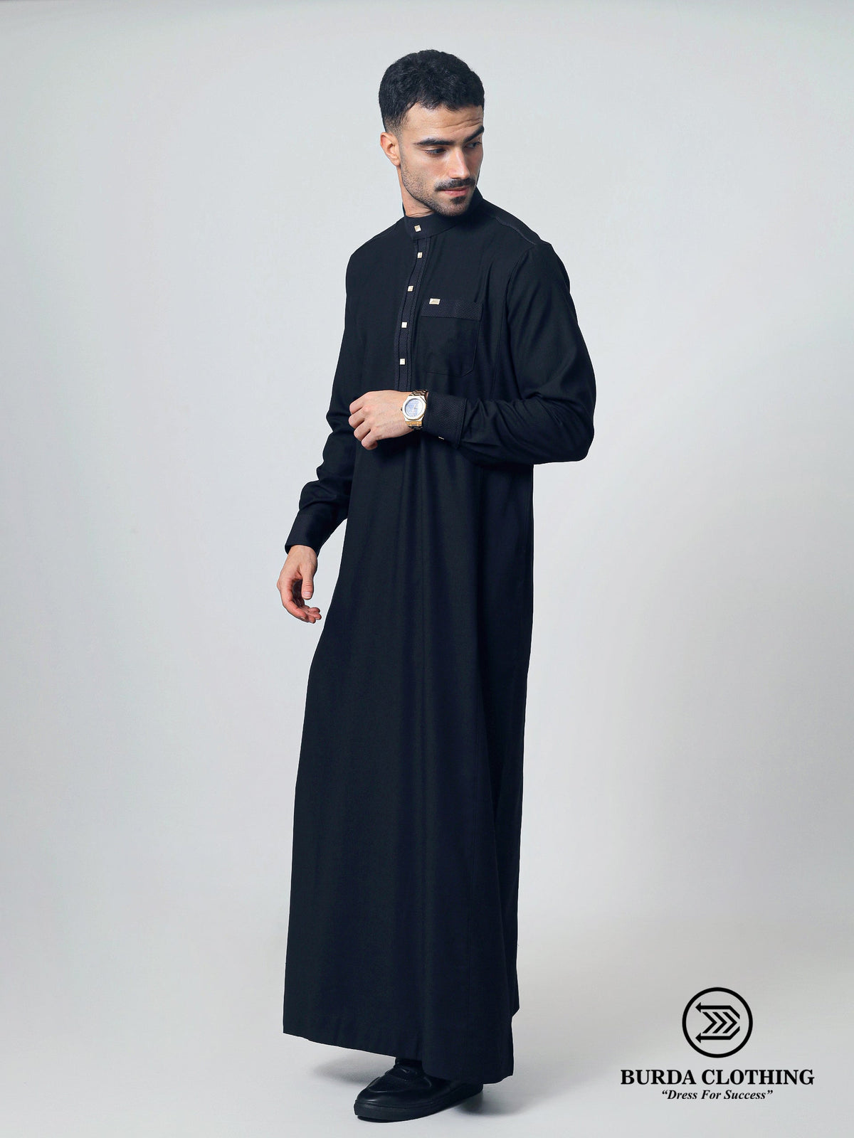 Adult Thobe 303 Black