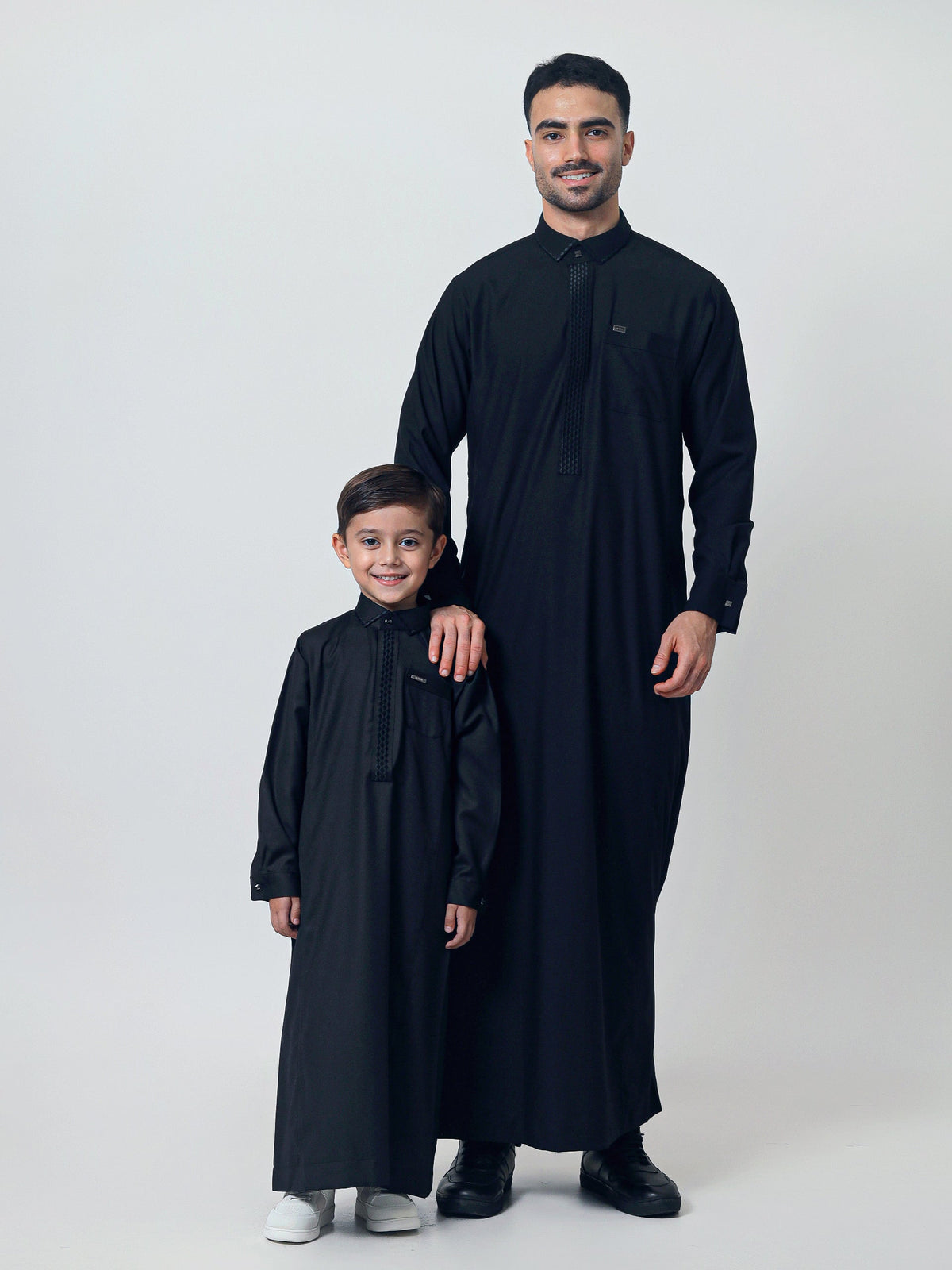 Adult Thobe 307 Black