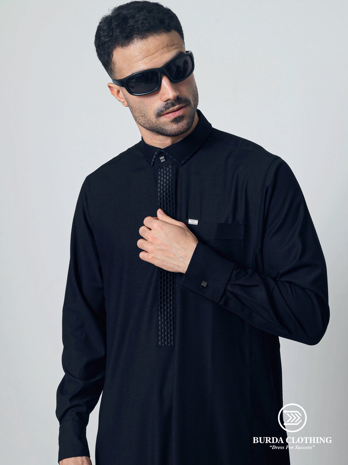 Adult Thobe 307 Black