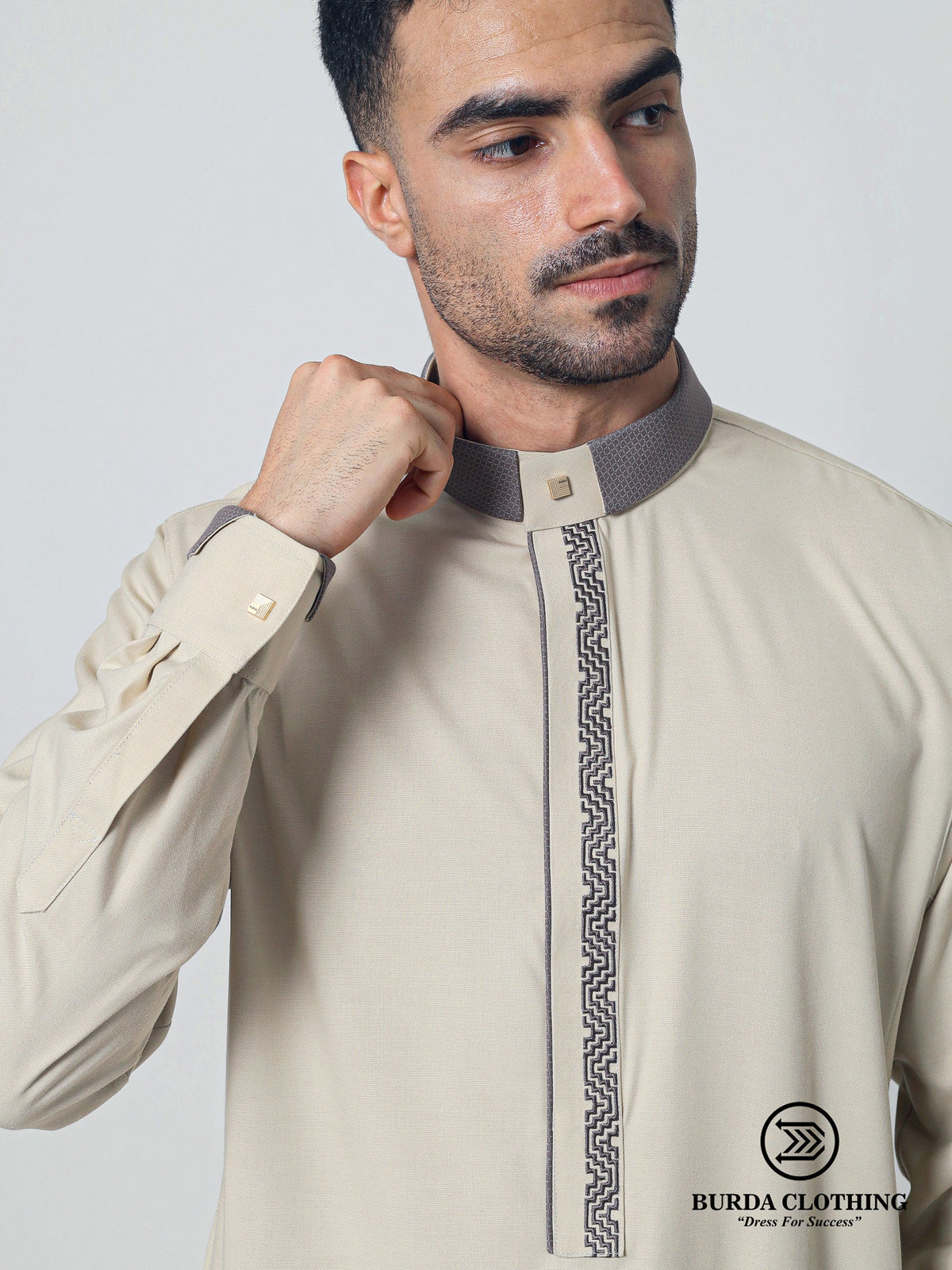 Adult Thobe 312 Gold