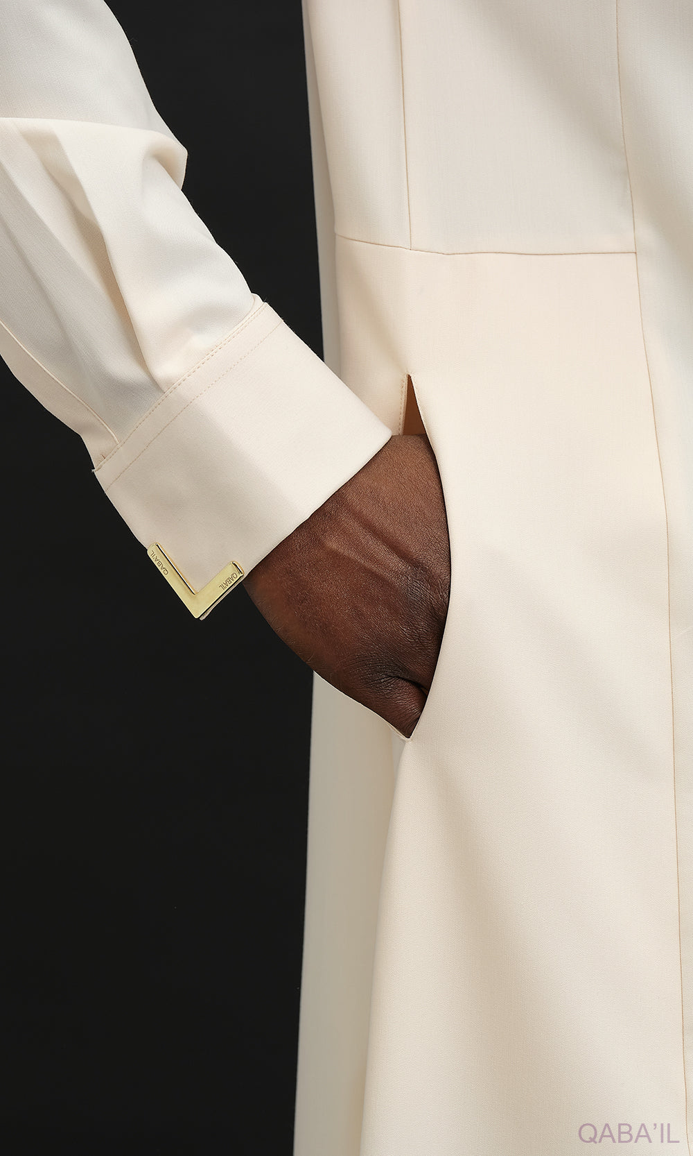 QL Qamis Bey in Cream