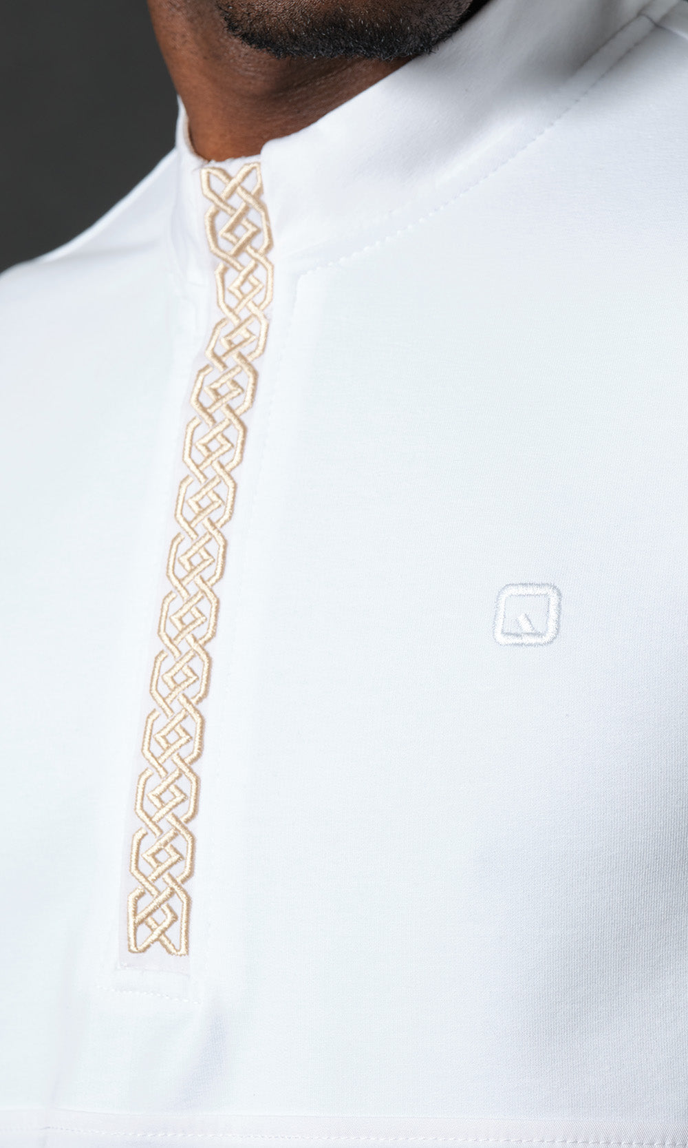 QL Qamis Prestige II in White