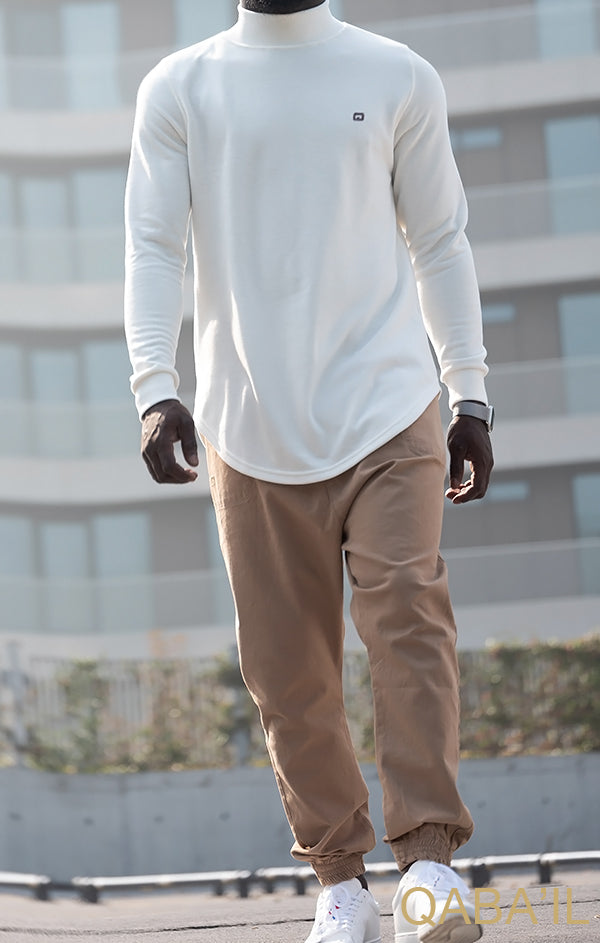 QL Longline High Collar Sweatshirt in White - MOOMENN